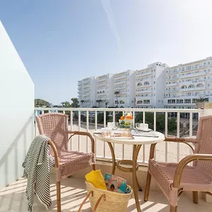 https://apartamentos-playa-marina.balearic-islands.net